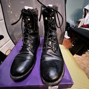 Women’s Madden Girl Black Boots Size 9